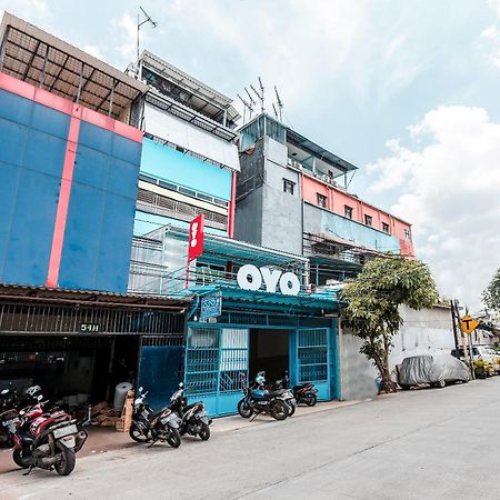 Oyo 478 Balcon Biru Hotel Jakarta Bagian luar foto